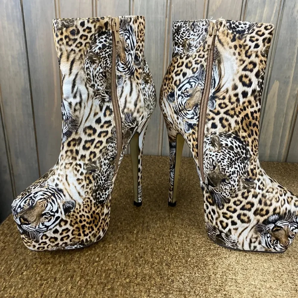 COPY - SEXY BUMPER HIGH HEELS PLATFORM TIGER KING  PRINT Sz 10 Stiletto - Picture 10 of 11